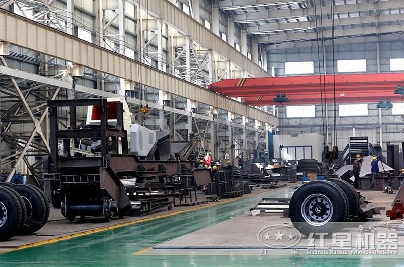 可流動的全自動錘式粉碎機車間生產，工匠精神，性能優良